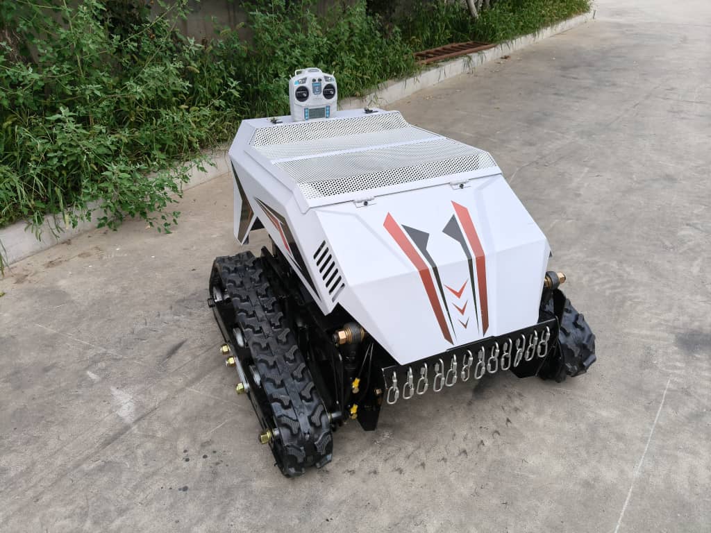 Rhino GT fully armored remote control mower front