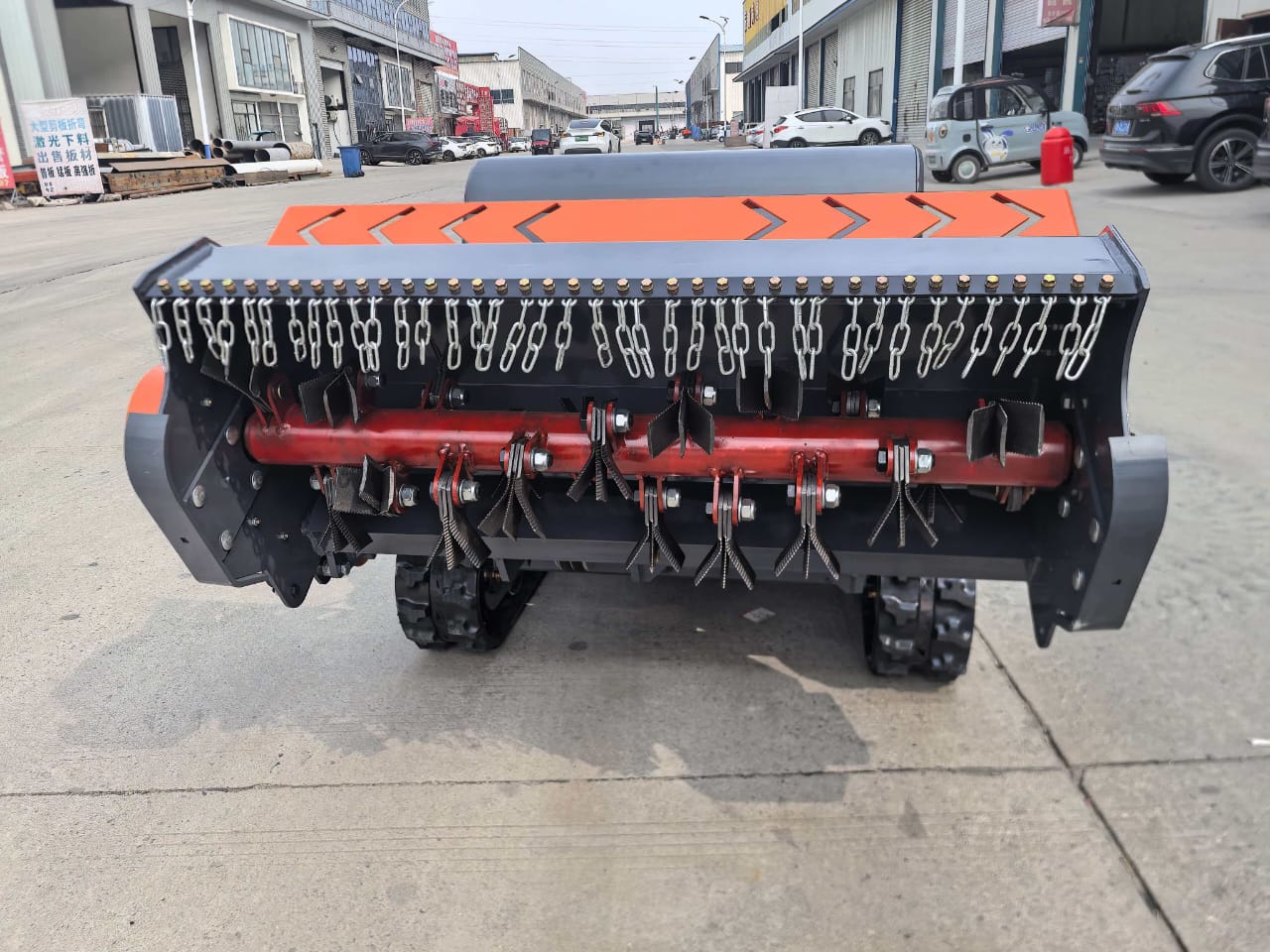 Remote Control Mower Big Boar 1200mm cut all terrain flail mower at full lift. Look at THOSE teeth Mrs Marsh!!
