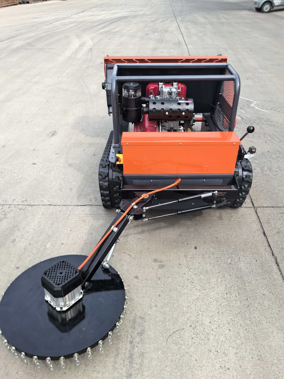 Remote Control Mower Big Boar 1200mm cut all terrain flail mower with optional fence mower. Steel blades, 1Kw electric motor, 500mm cut. Spring loaded to trace fences, posts, cut under fences.