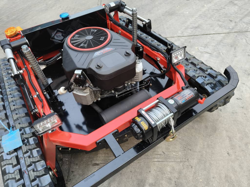 Remote control mower Recovery winch for Rebel Mowers Tank800. Ideal for recovering stuck ride-on mowers and dragging logs etc. Controlled from remote handset.
www.rebelmowers.com.au
