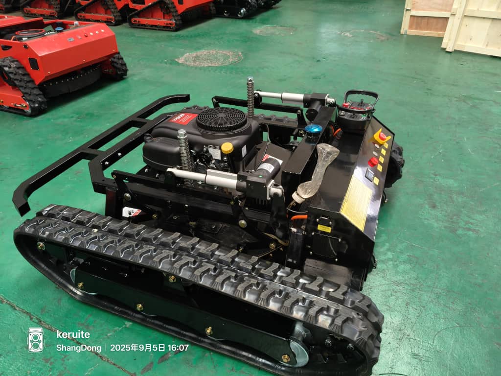 22Hp 800mm Tank remote control mower for extreme terrain. Extra low profile for stability on hills up to 55 degrees www.rebelmowers.com.au