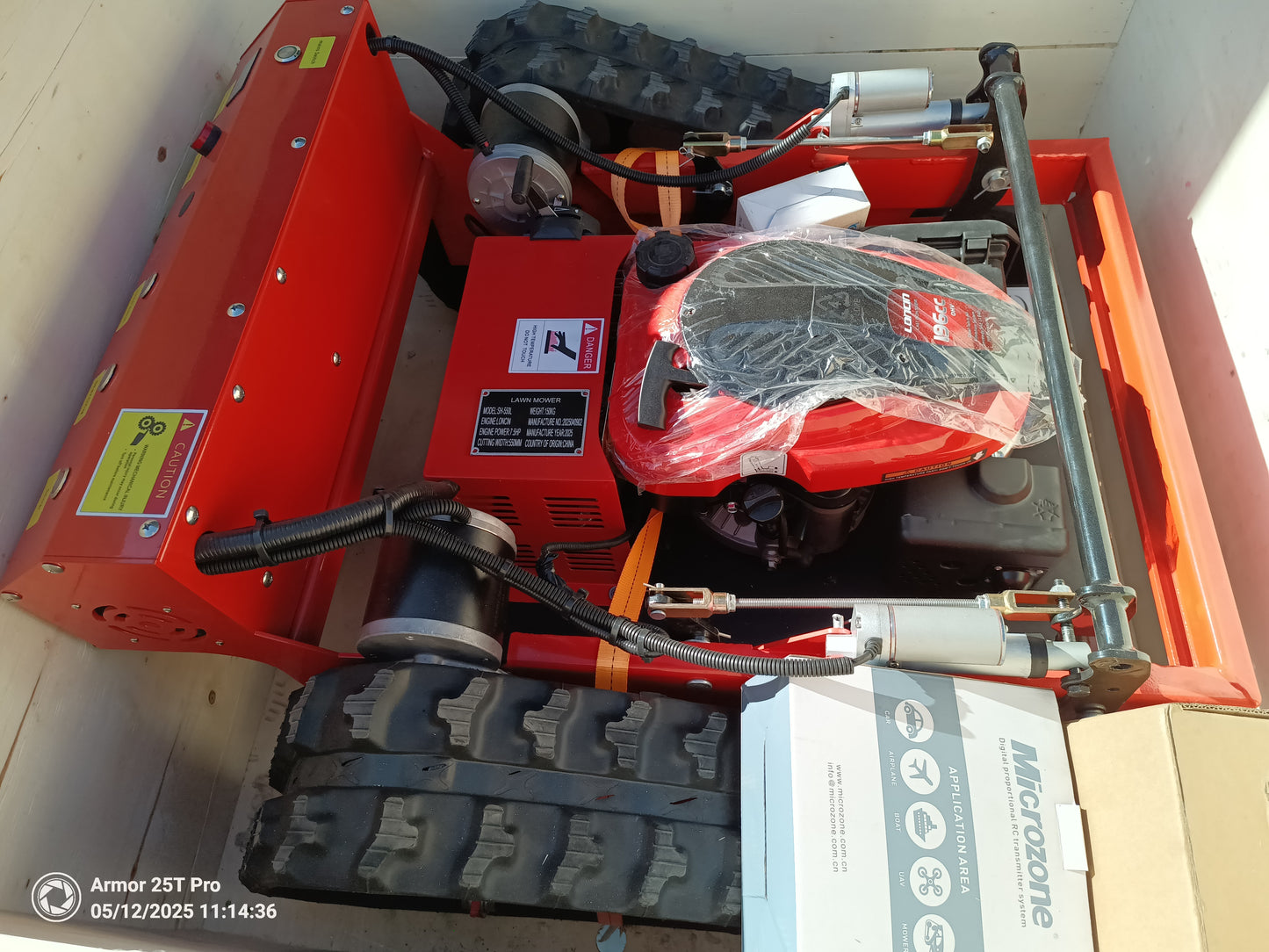 7.5 Hp 550mm cut Typhoon remote control lawn mower forty five degree climbing ability www.rebelmowers.com.au