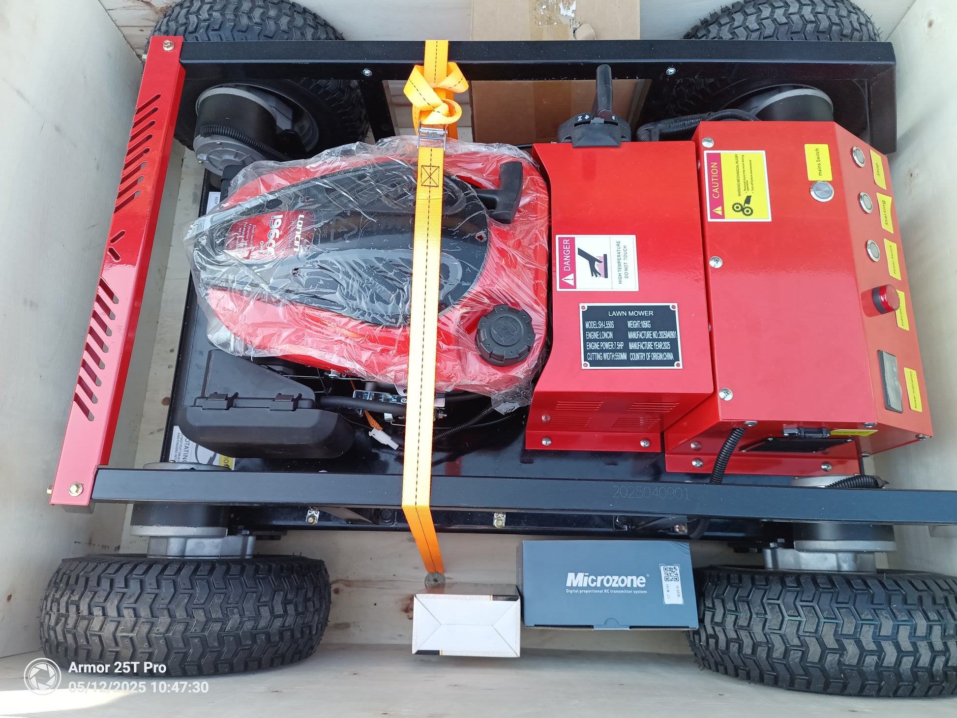 What's inside the crate? 4wd remote control mower from rebelmowers.com.au