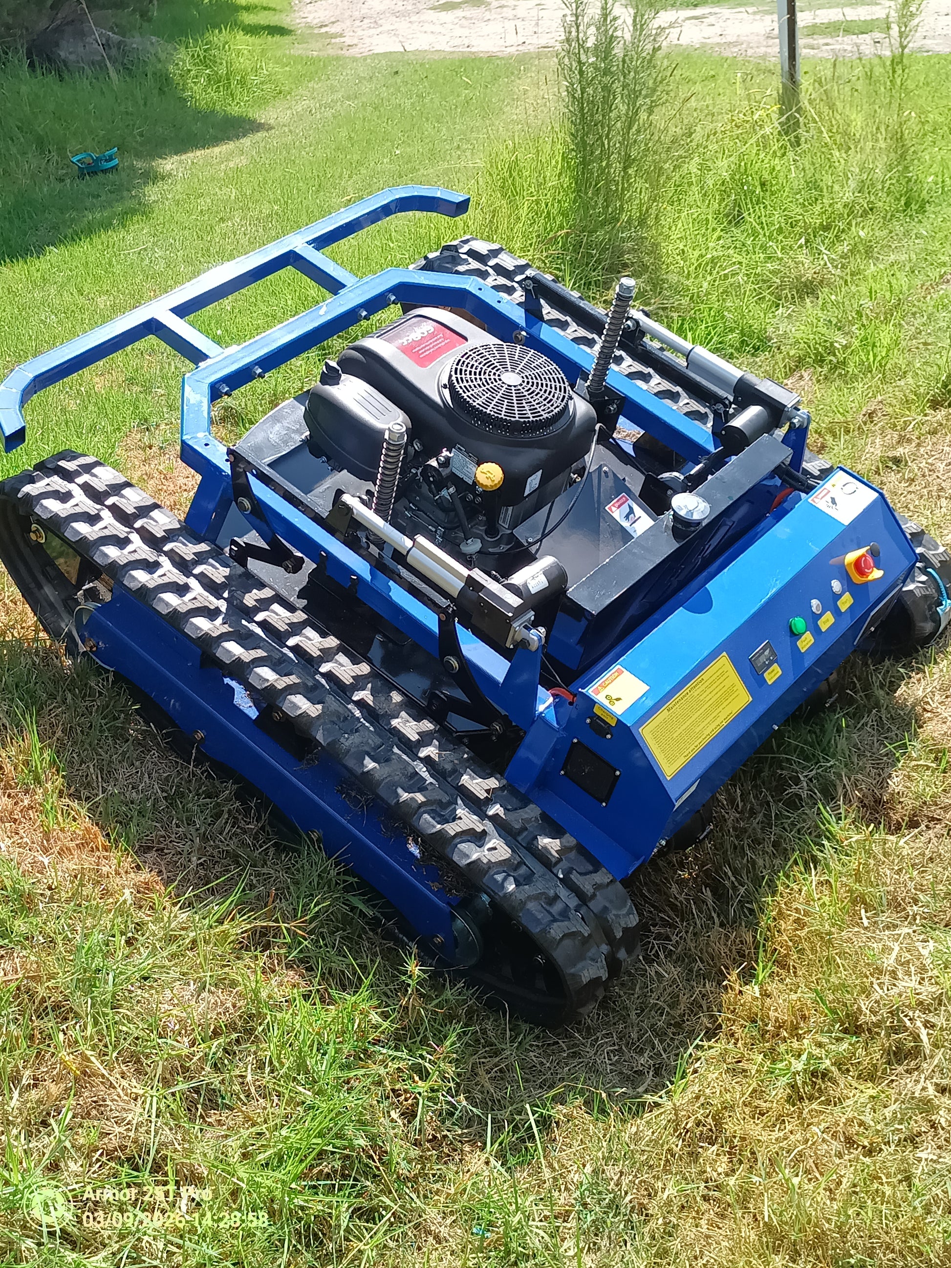 remote control mower rebel mowers Tank800 remote control mower for extreme terrain. Climb up to 50 degrees and mow almost anywhere.
www.rebelmowers.com.au